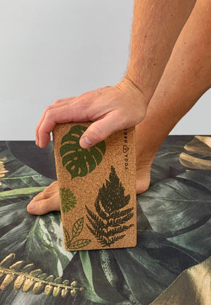 2 blocs de yoga Jungle avec balle de massage