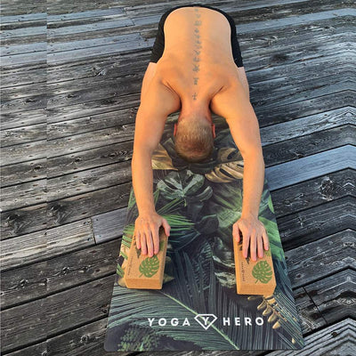 2 yoga blocks + travel leaves mat yoga hero