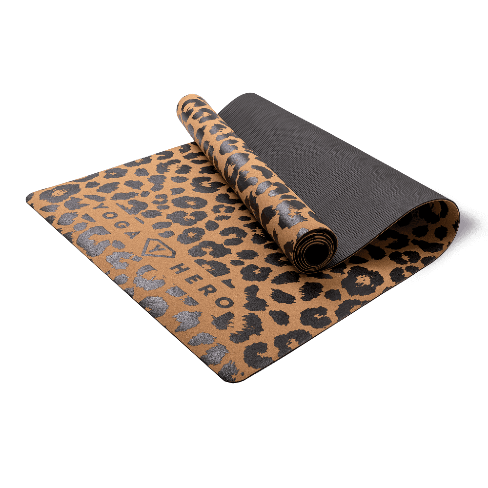 https://yogahero.de/cdn/shop/products/cork-yoga-mat-leopard-4mm-folded_1400x.png?v=1664459765