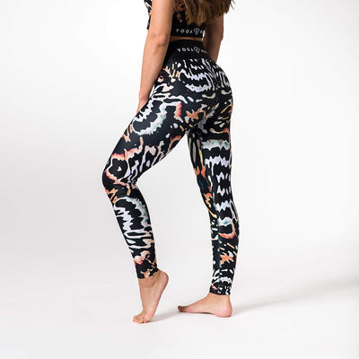 Yoga pants black with butterfly print